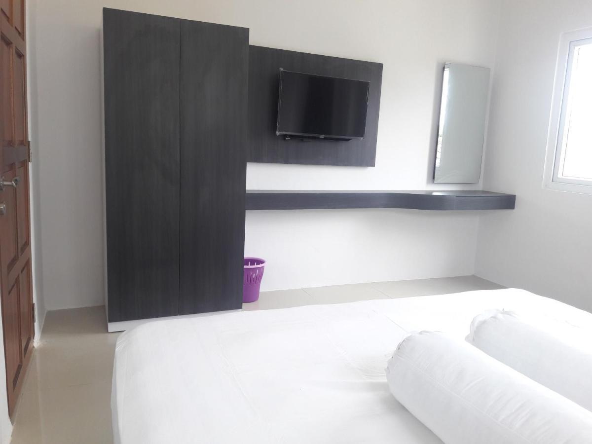 Azalia Residence Palembang Exteriör bild