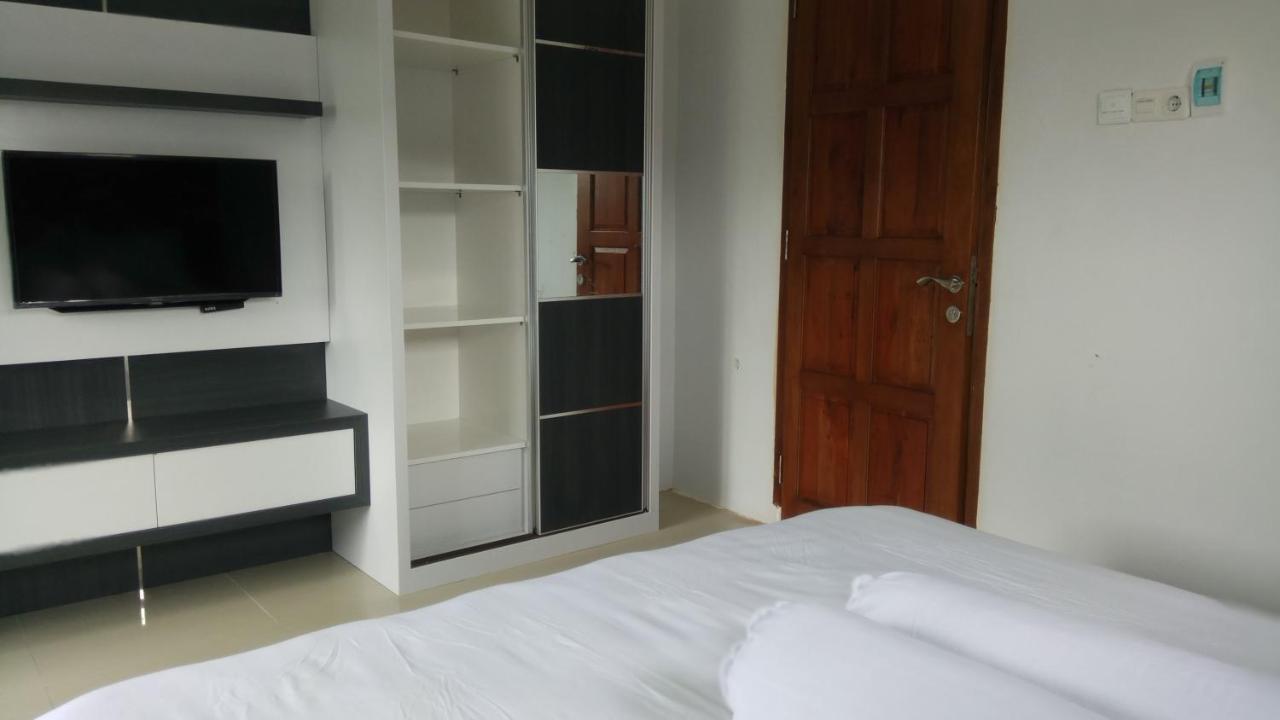 Azalia Residence Palembang Exteriör bild