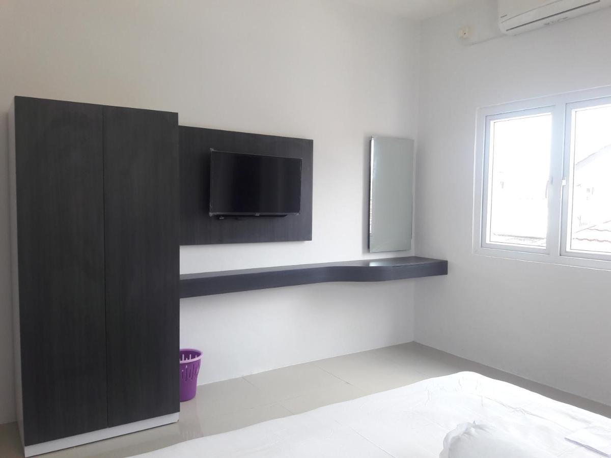 Azalia Residence Palembang Exteriör bild